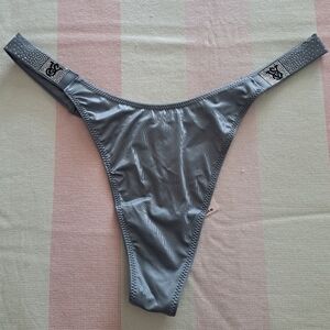 VS shine straps panty (M) NWT